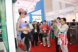 多元服务与赋能自我 佛山模特的跨界发展新思考